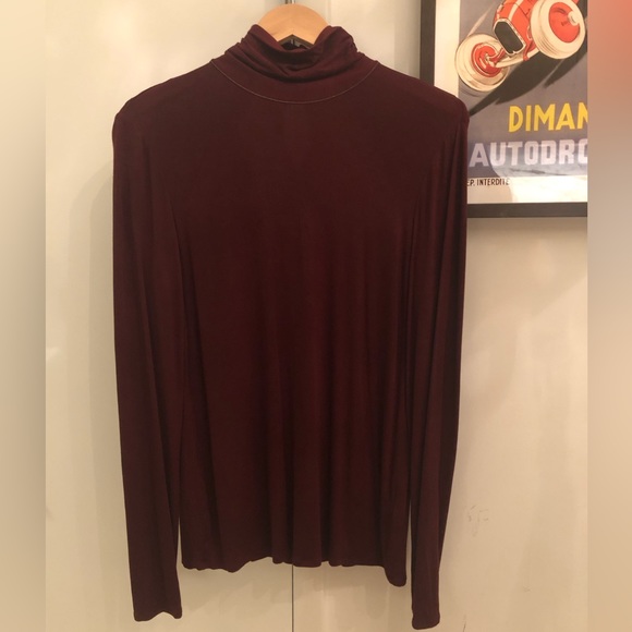 ⛔️SOLD⛔️ Lafayette 148 NY ♥️ Unique Embellished Top - Picture 3 of 10